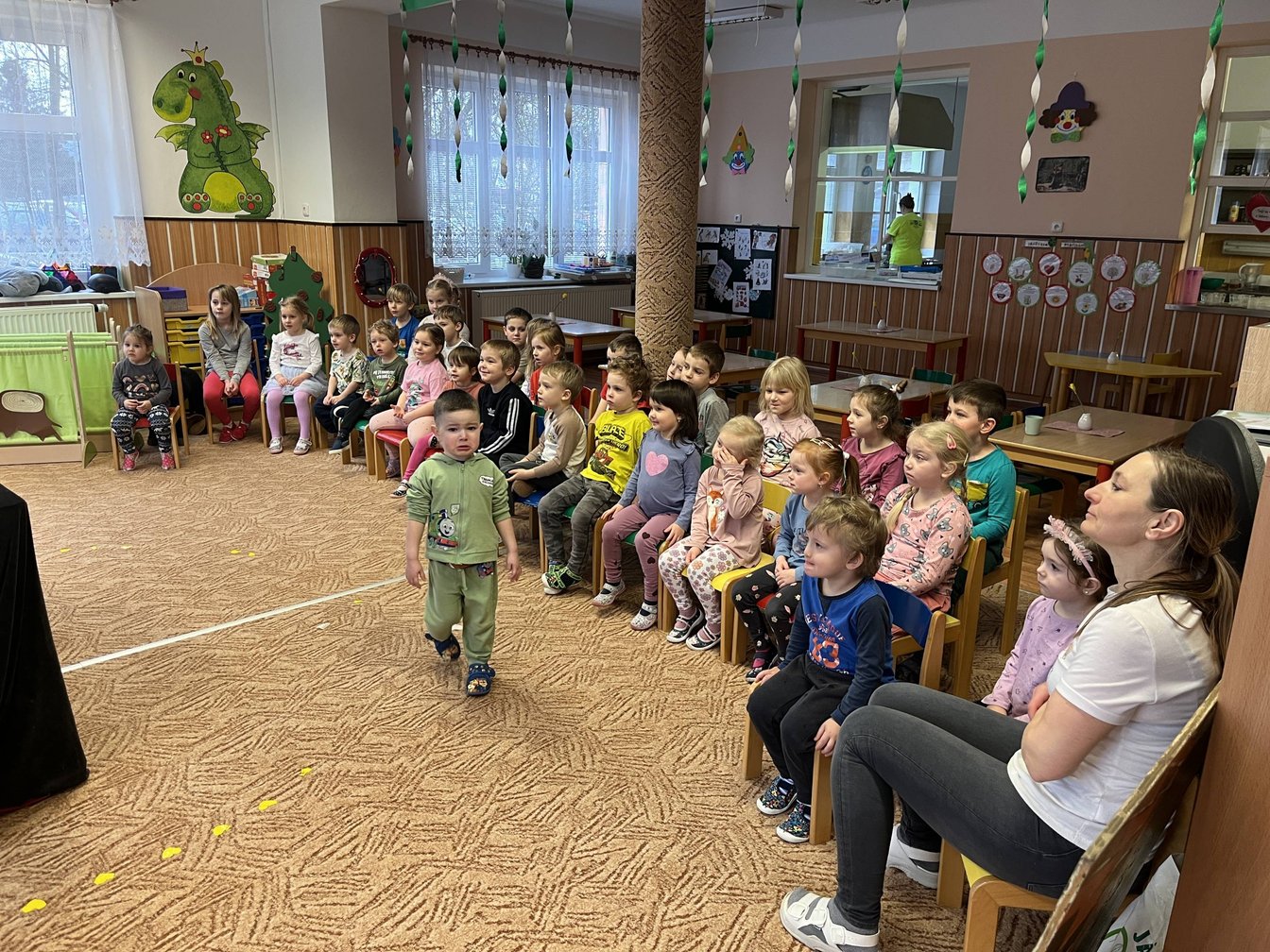 DIVADELNÍ PŘEDSTAVENÍ "STRACH MÁ VELKÉ OČI" - 5