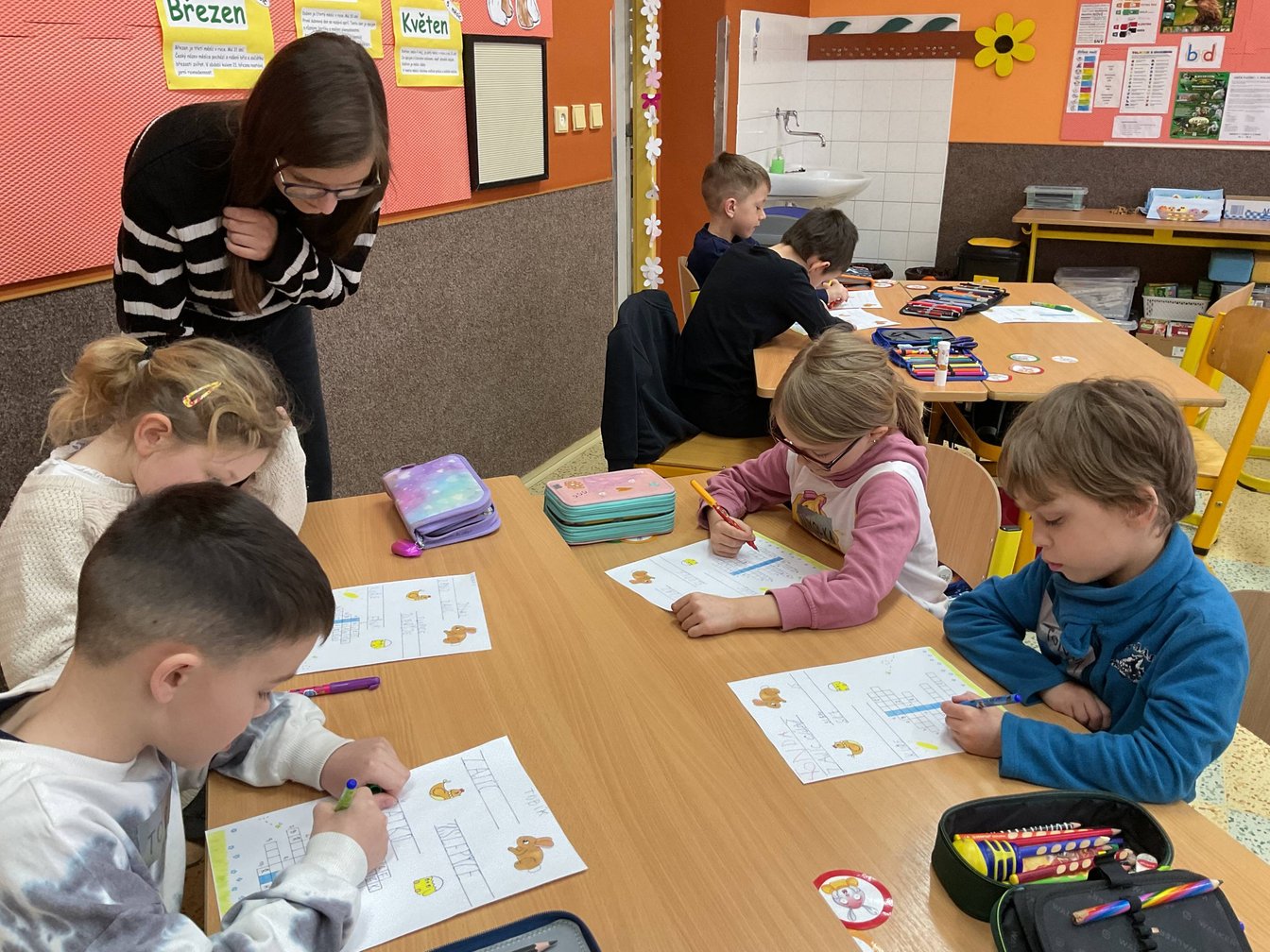 Deváťáci učí na 1. stupni