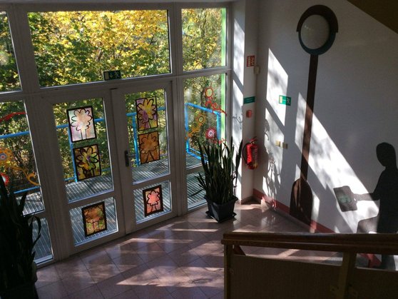 Požární schodiště mezi 1. a 2. stupněm