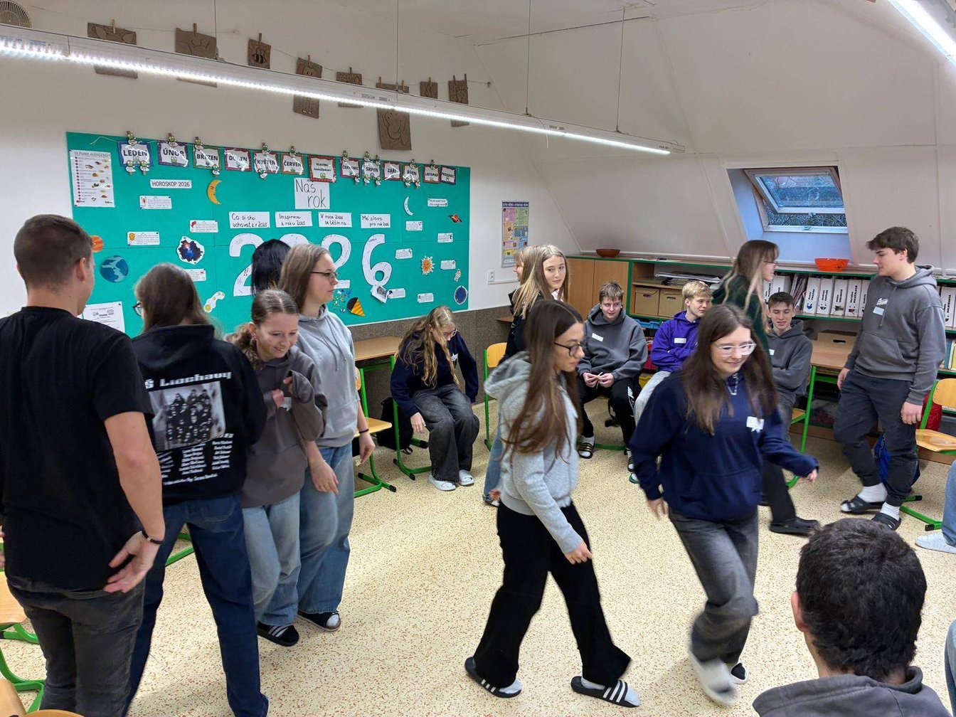 Žáci 9. třídy během preventivního programu Do dna?