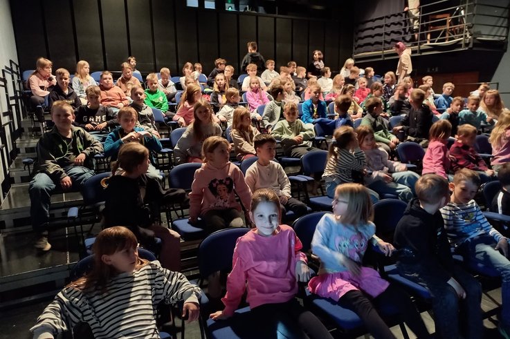 Žáci na festivalu Jeden svět