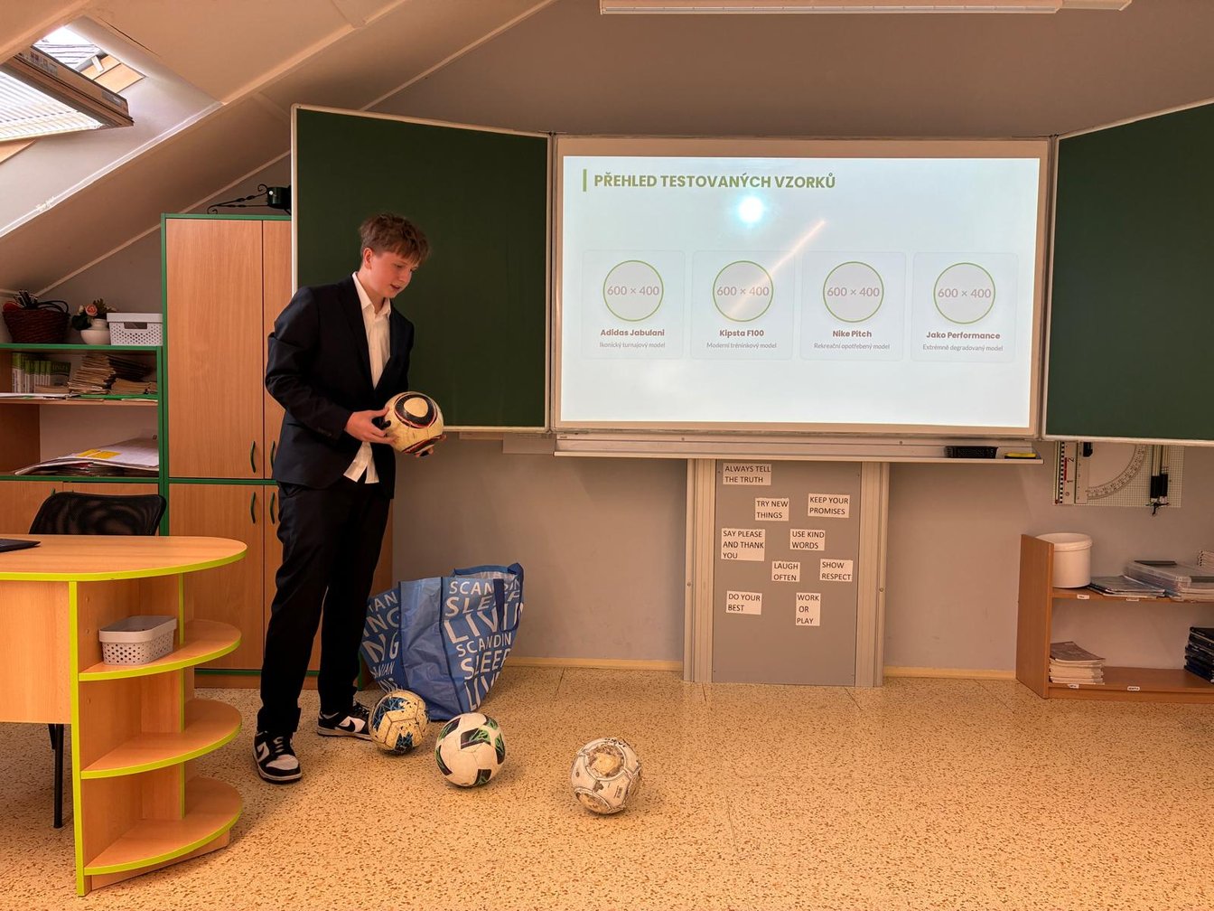 Obhajoby závěrečných prací 