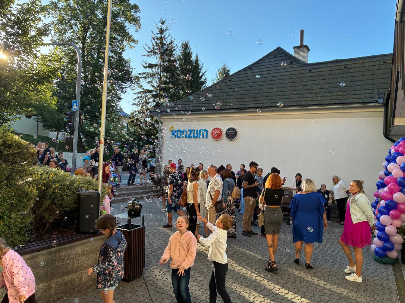 První školní den našich prvňáčků 🐝 - 3