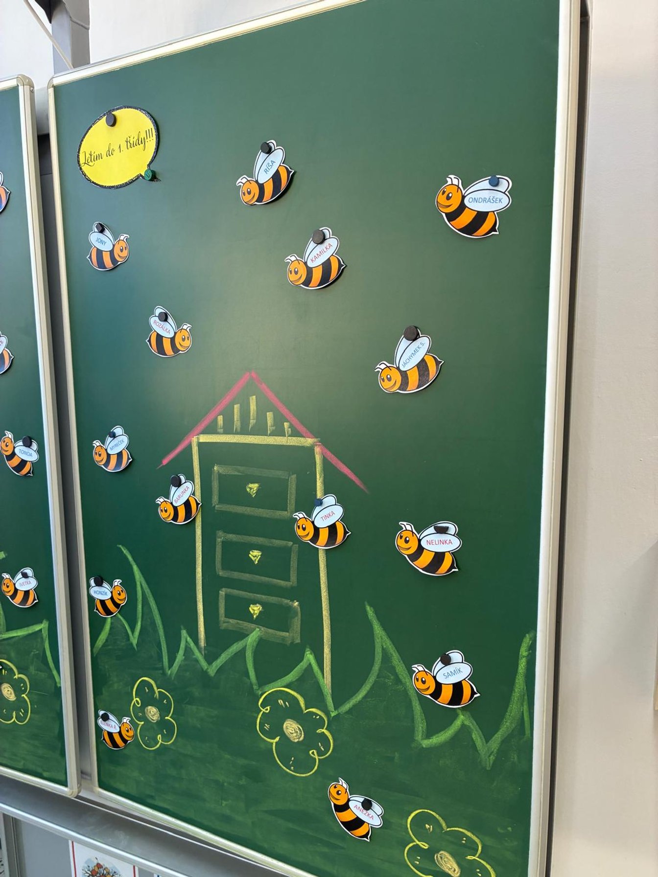 První školní den našich prvňáčků 🐝 - 4